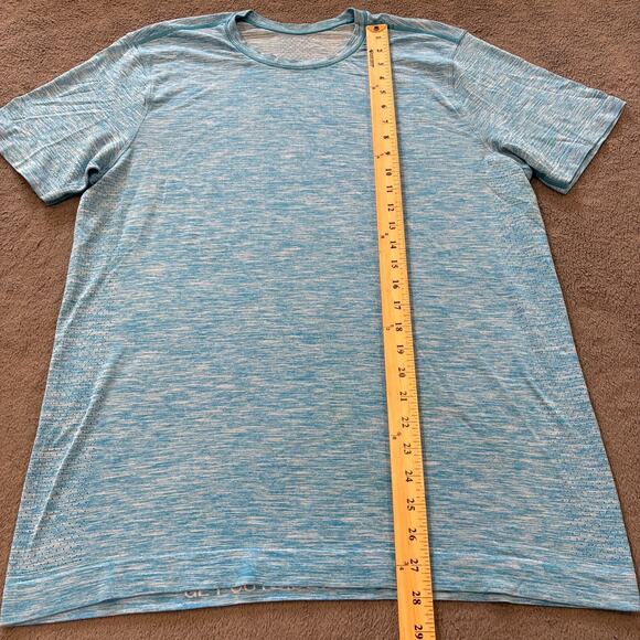 Lululmon Light Blue Swiftly Tech Crew Neck Shortsleeve Athletic Shirt Men Size L - Picture 7 of 9